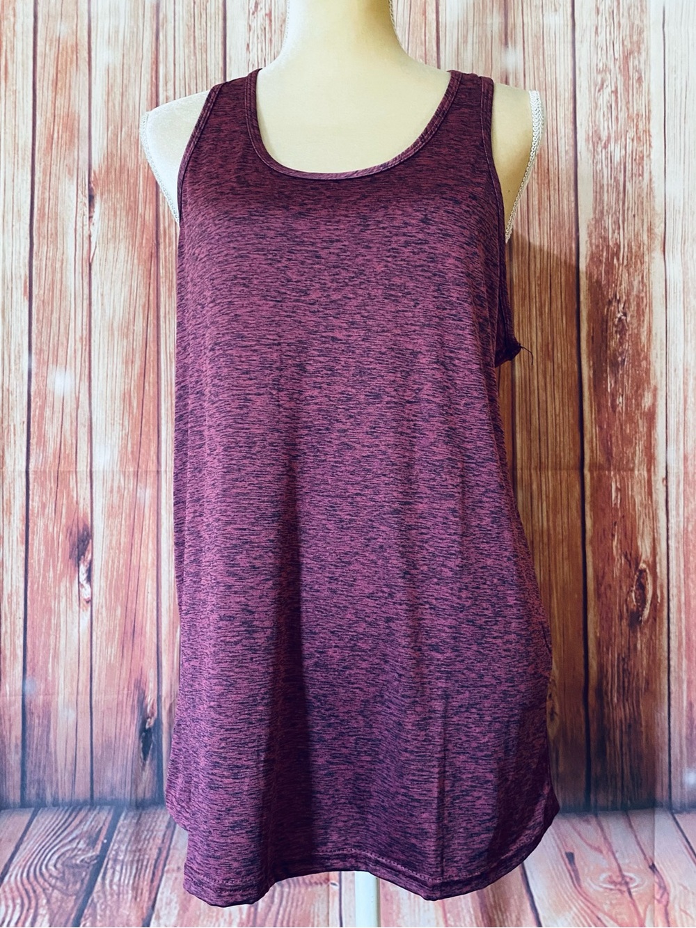 Women’s XL Tank Top Real Essentials Burgundy Racerback Scoop Neck Silky Stretch
